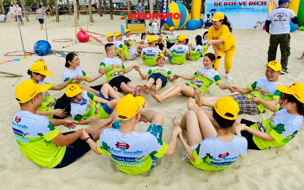dong-phuc-teambuilding-mau-xanh-la-3