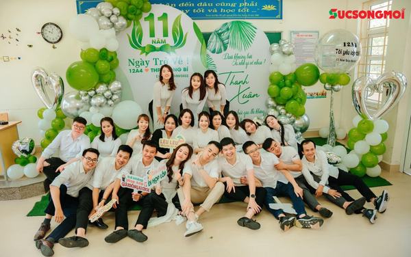 kieu-dang-dong-phuc-hop-lop